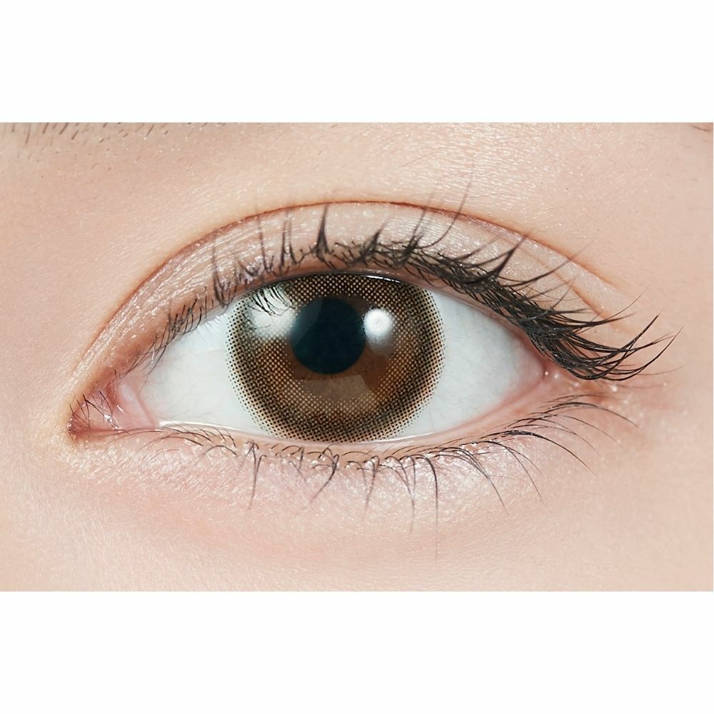 トパーズ(TOPARDS) カラコン - 指原莉乃(さっしー) [1month] トパーズ デートトパーズ 装用画像