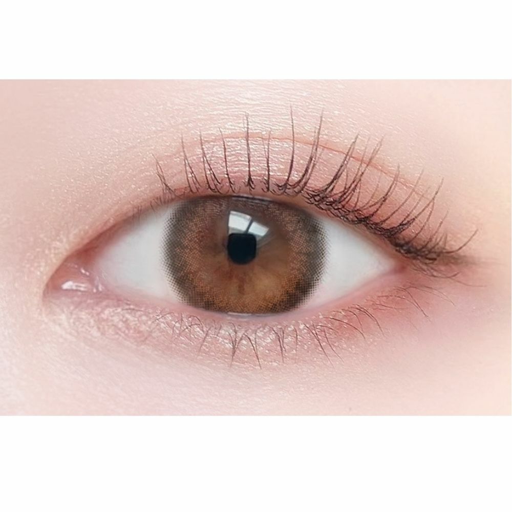 ビューム レディショコラ　装用画像