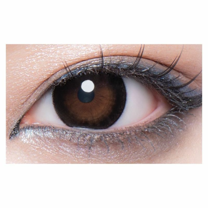  ギャルネバーダイ (GAL NEVER DIE)カラコン - ちゃんみな ブラックカード　装用画像