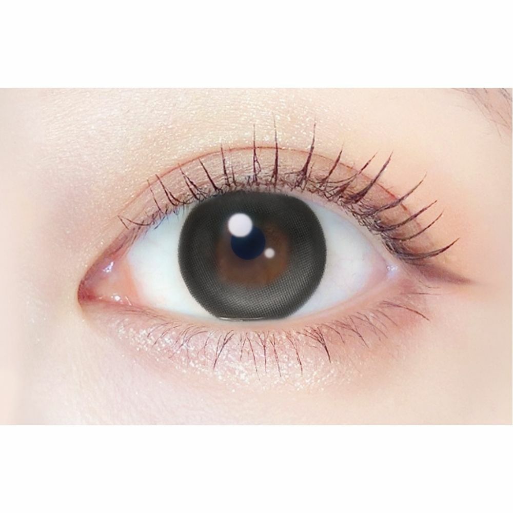 エバーカラー (EverColor) カラコン - 新木優子　エバーカラー (EverColor) カラコン - 新木優子　ベイビードロップ　装用画像