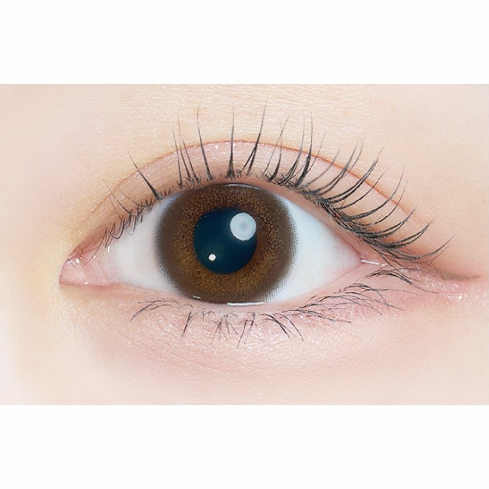 カイカ (Kaica) カラコン - 沢尻エリカ ワンデー 咲初ショコラ 装用画像