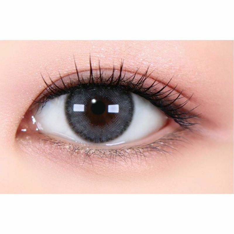 オマイオ (OMYO) カラコン [1month] オマイオ キスブルー 装用画像