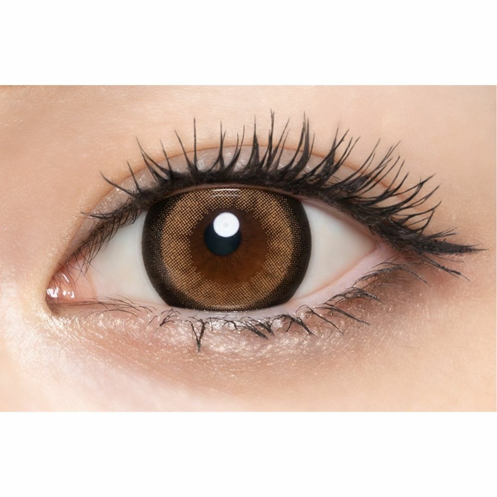 ラヴェール (loveil) カラコン - 倖田來未 [1day] [乱視] ラヴェール ハニートーリック 装用画像