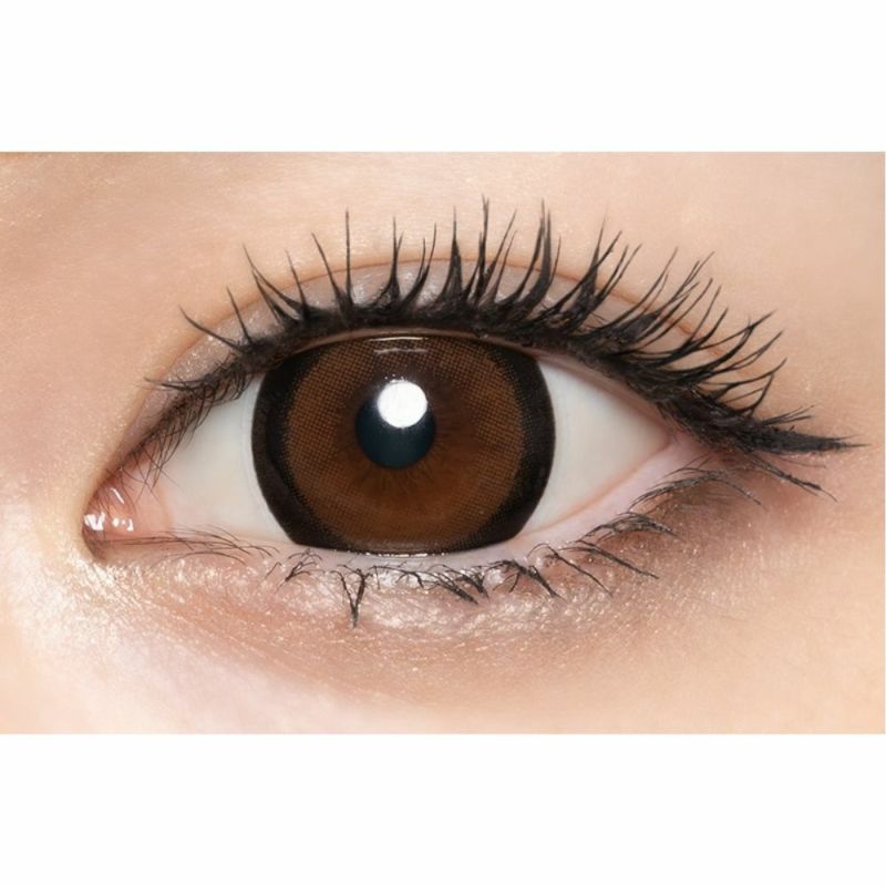 ラヴェール (loveil) カラコン - 倖田來未  [1day] [乱視] ラヴェール ブラックビジュー 装用画像