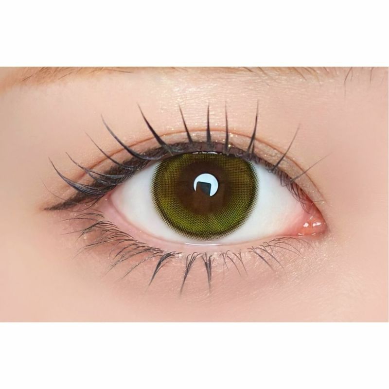 アンローラ　ルナンオリーブ　装用画像