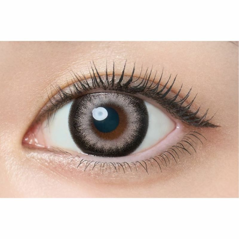 ラヴェール　ギルティウィンク　公式装用画像